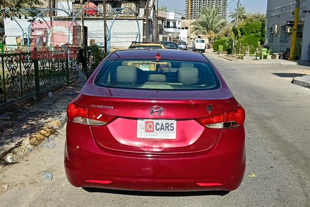 هیوندای ئەلەنترا